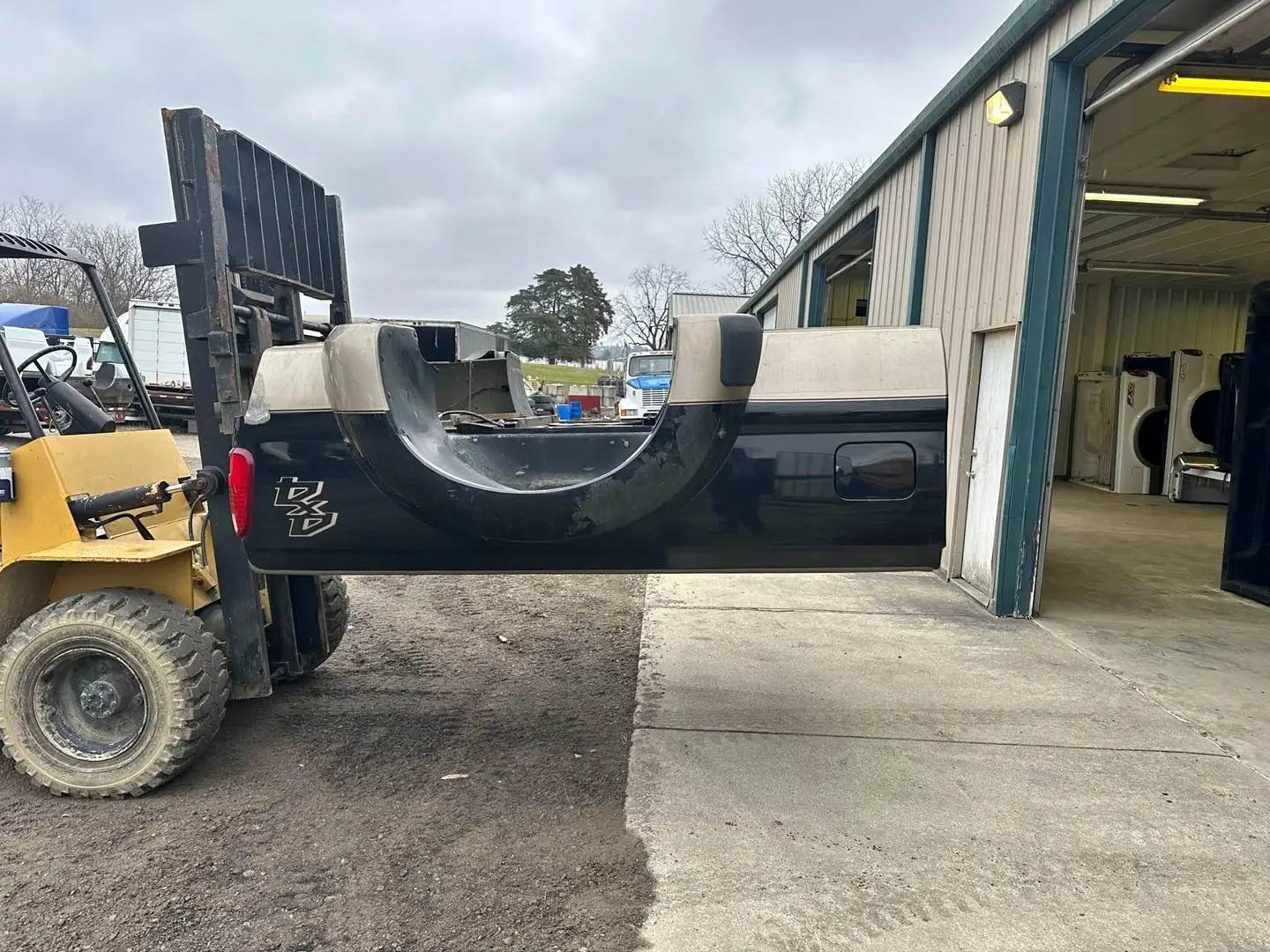 2011–2016 Ford F-350 / F-450 Dually Bed – Rust Free