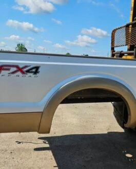 2011–2016 Ford Super Duty 6’9″ Short Bed – Pearl White / Tan