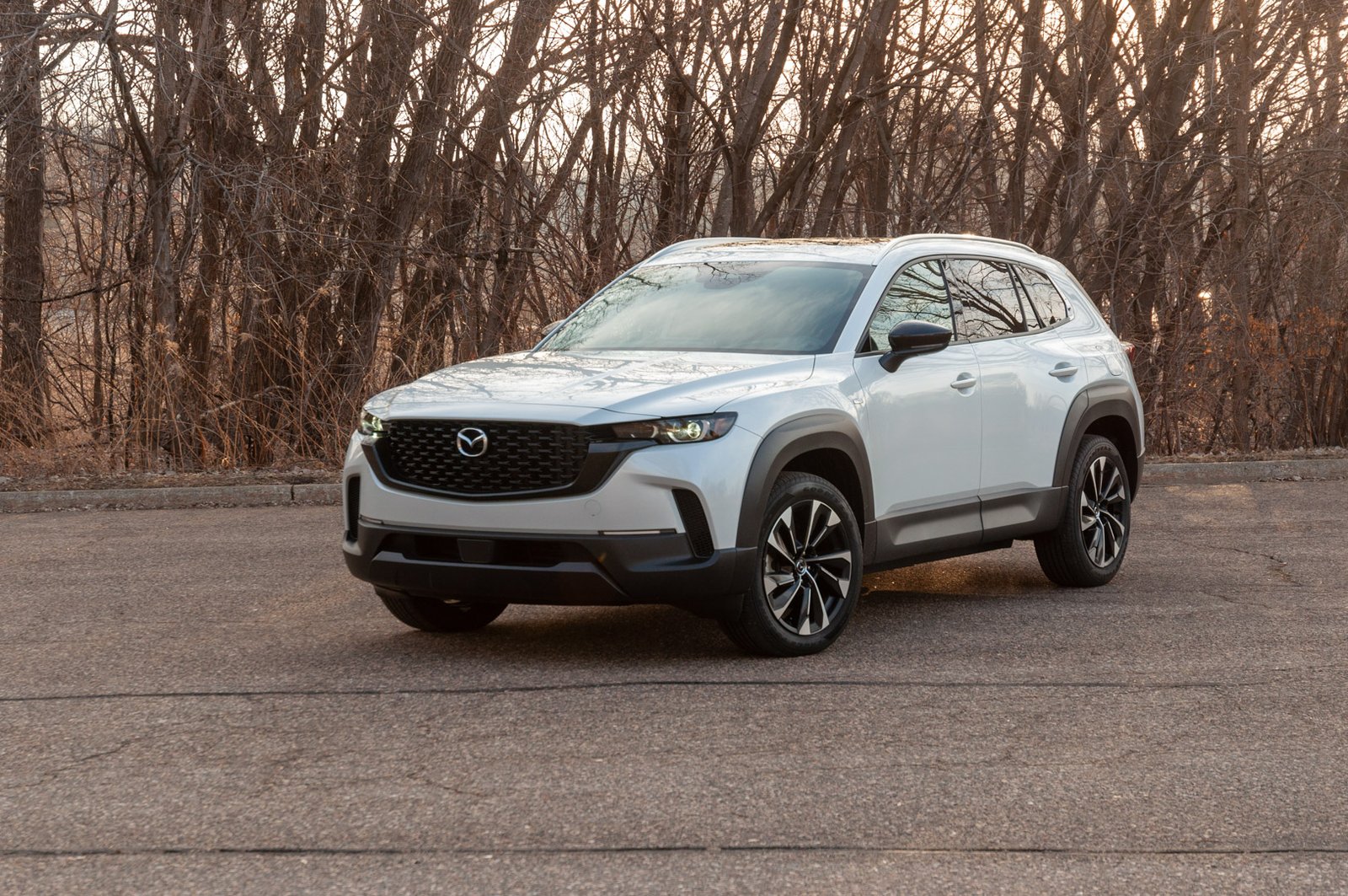 You are currently viewing 2025 Mazda CX-50 Hybrid delivers compromise