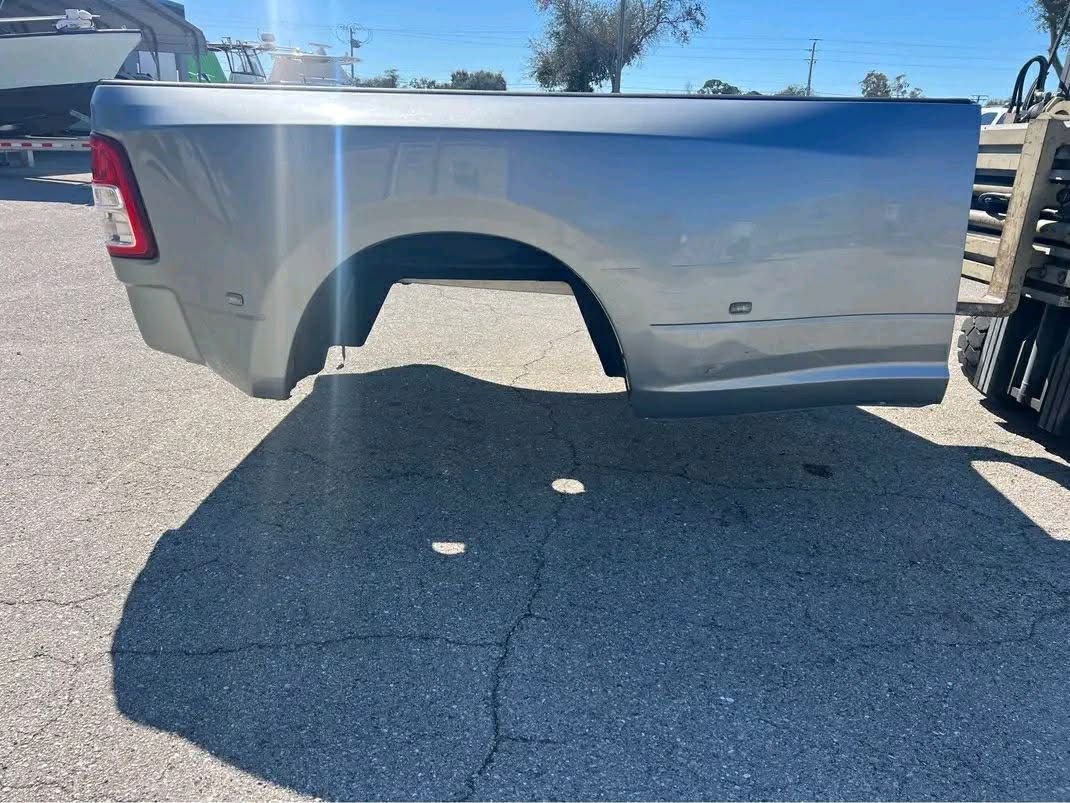 8ft Long Bed for Dodge 3500 Dually