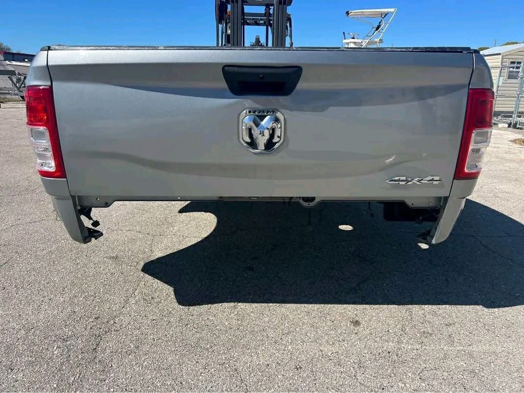 8ft Long Bed for Dodge 3500 Dually - Image 5