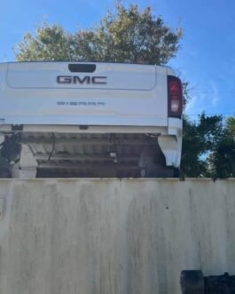 GMC / Chevy HD 8ft Bed – MultiPro Tailgate | 2024 Chevy 2500 Long Bed