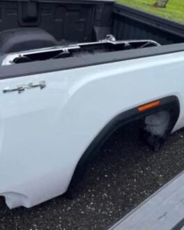 GMC / Chevy HD 8ft Bed – MultiPro Tailgate | 2024 Chevy 2500 Long Bed